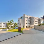 Beautiful With Private Pool In Higueron West