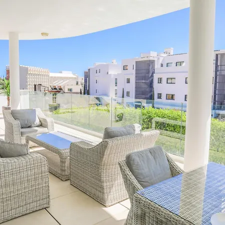 Lejlighed Beautiful With Private Pool In Higueron West