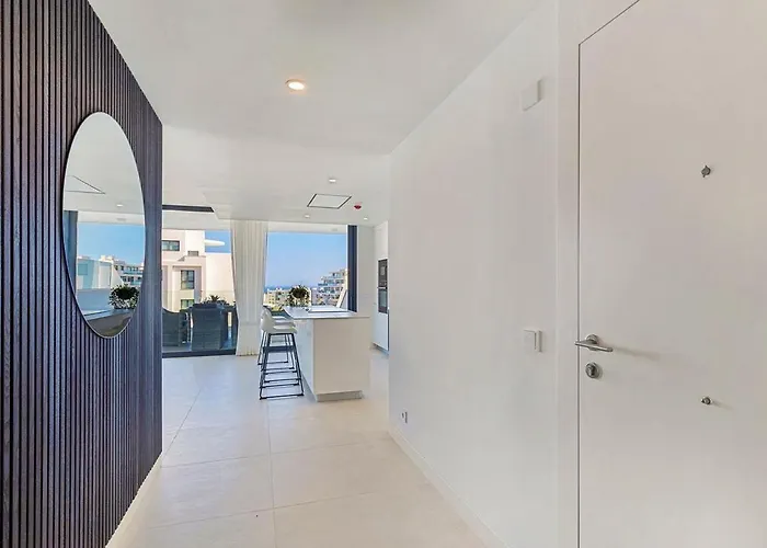 Appartamento Beautiful With Private Pool In Higueron West *